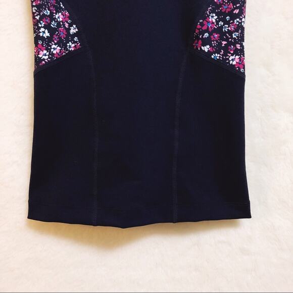 Gap Fit Flower Colorblock Print Racer Tank - Picture 6 of 8